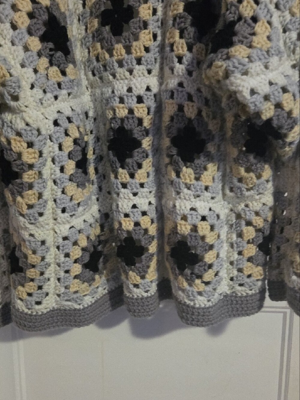 Cozy Gray Crochet Shawl-Collar Cardigan with Cream & Yellow Accents - Picture 7 of 8